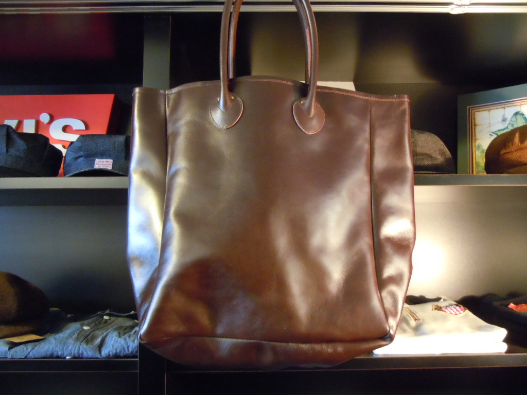 BAA  \"LEATHER 　TOTE BAG”_b0278148_16114991.jpg