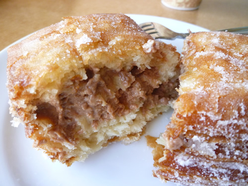 クロナッツの次はCROISSADA(クロサダ)!ハワイの新スイーツ_c0152767_2162125.jpg