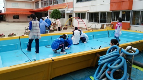 プール組立 笠間市 ともべ幼稚園 ひろばの裏庭 笠間市 旧友部町 プール組立 笠間市 ともべ幼稚園 ひろばの裏庭 笠間市 旧友部町