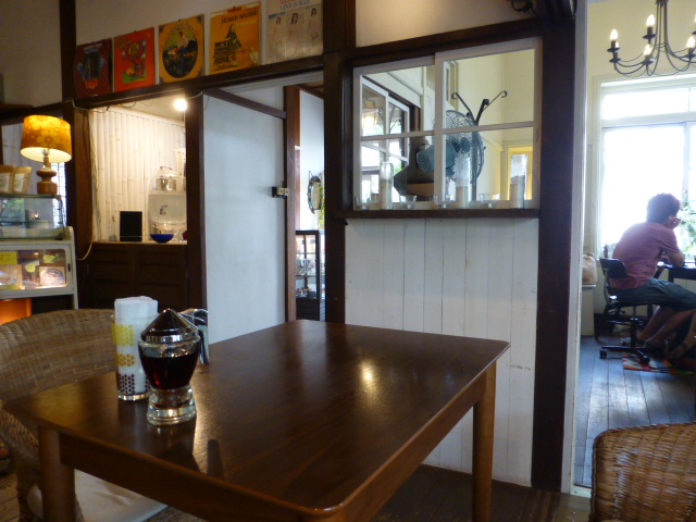 Cafe 坂の下_e0237625_12583943.jpg