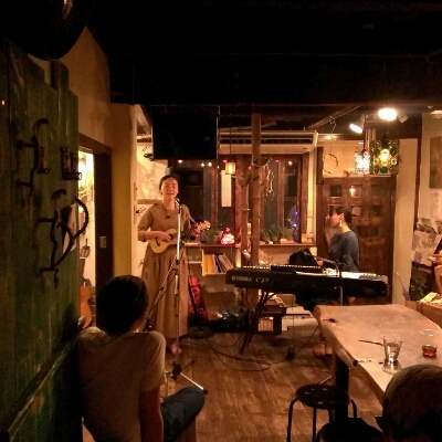 e0272108_2314413.jpg