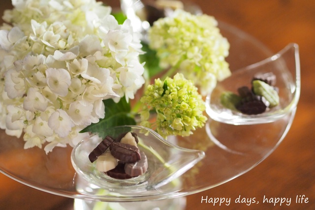 スガハラガラスの花器 : Happy days , happy life