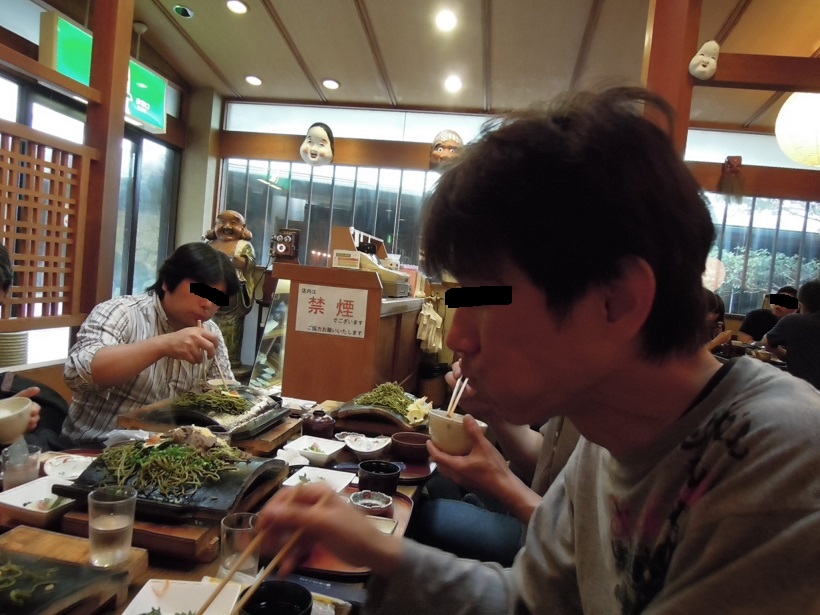 ナイトで涼しく?ですやん!_f0056935_1523568.jpg