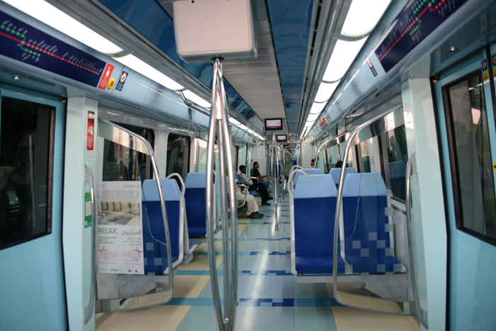 ドバイメトロ_e0171573_15204183.jpg