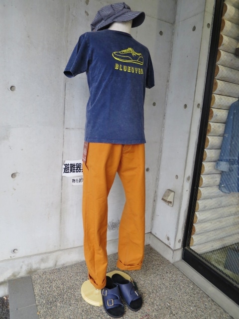 BLUE OVER ・・・ SNEAKER LIKE なNICE ★ なPRINT TEE!♪!_d0152280_214148100.jpg