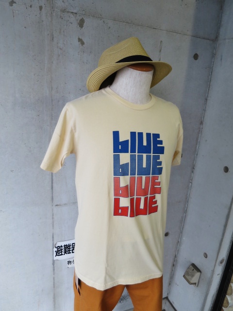 BLUE OVER ・・・ SNEAKER LIKE なNICE ★ なPRINT TEE!♪!_d0152280_2145493.jpg
