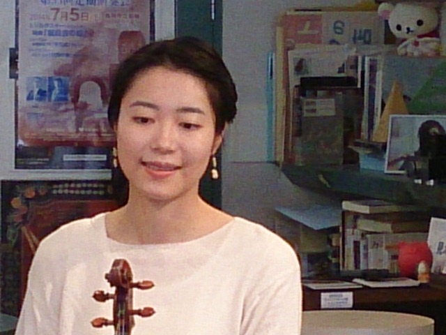今日はインストアライブ。若いっていい!_e0046190_18164971.jpg