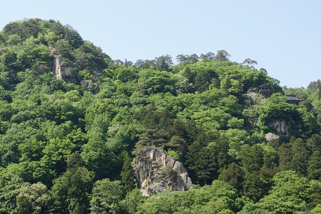 昔を語る新緑の山寺歴史的文化遺産の山寺を訪ねる旅、芭蕉ゆかりの地山形県「山寺」_d0181492_1123178.jpg