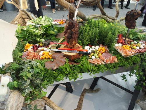 パーティフード…テーマはおしゃれに酒池肉林?_a0116902_15332767.jpg