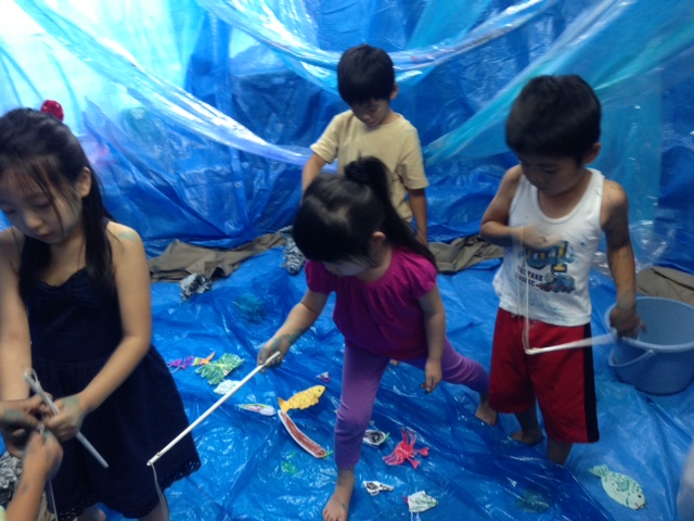 2013夏休み講座の様子/コチニール染め/体験型部屋を渓流にしちゃおう_e0167716_14585086.jpg
