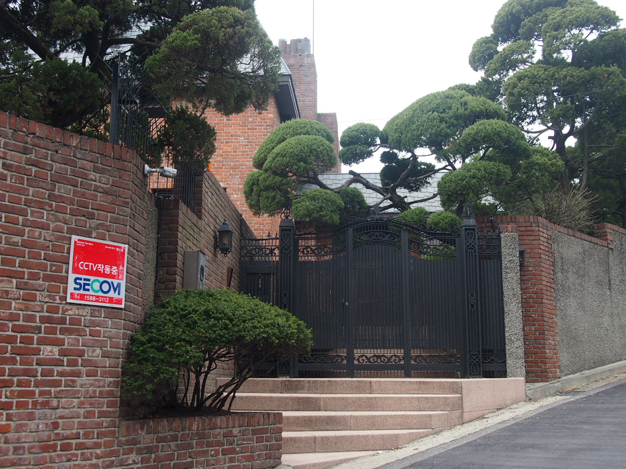 もうすぐ終わるけど 金よ出てこい コンコン のロケ地追加 韓国ホリックかも