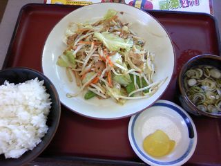 山田うどん「野菜炒め定食」。。。 : － Ｃｃｅｍｉｘ Ｂｌｏｇ －