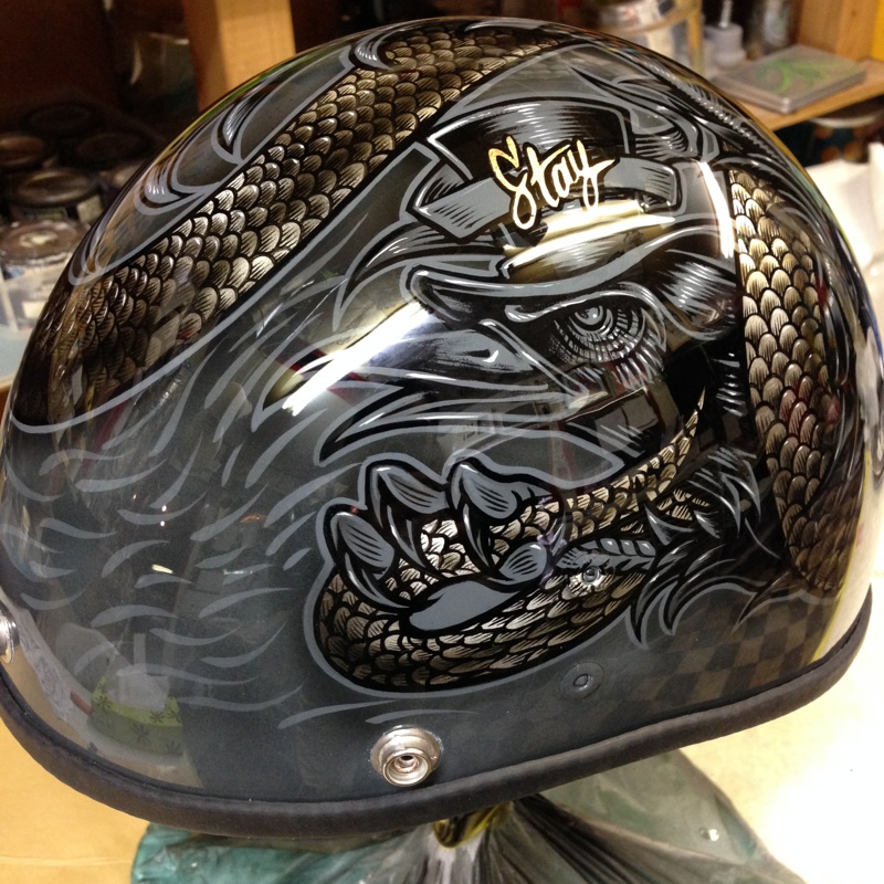 Helmet paint_d0074074_2015114.jpg