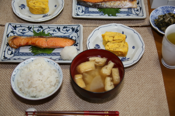 鉄板焼き＆休日の朝ごはん_c0326245_09472924.jpg