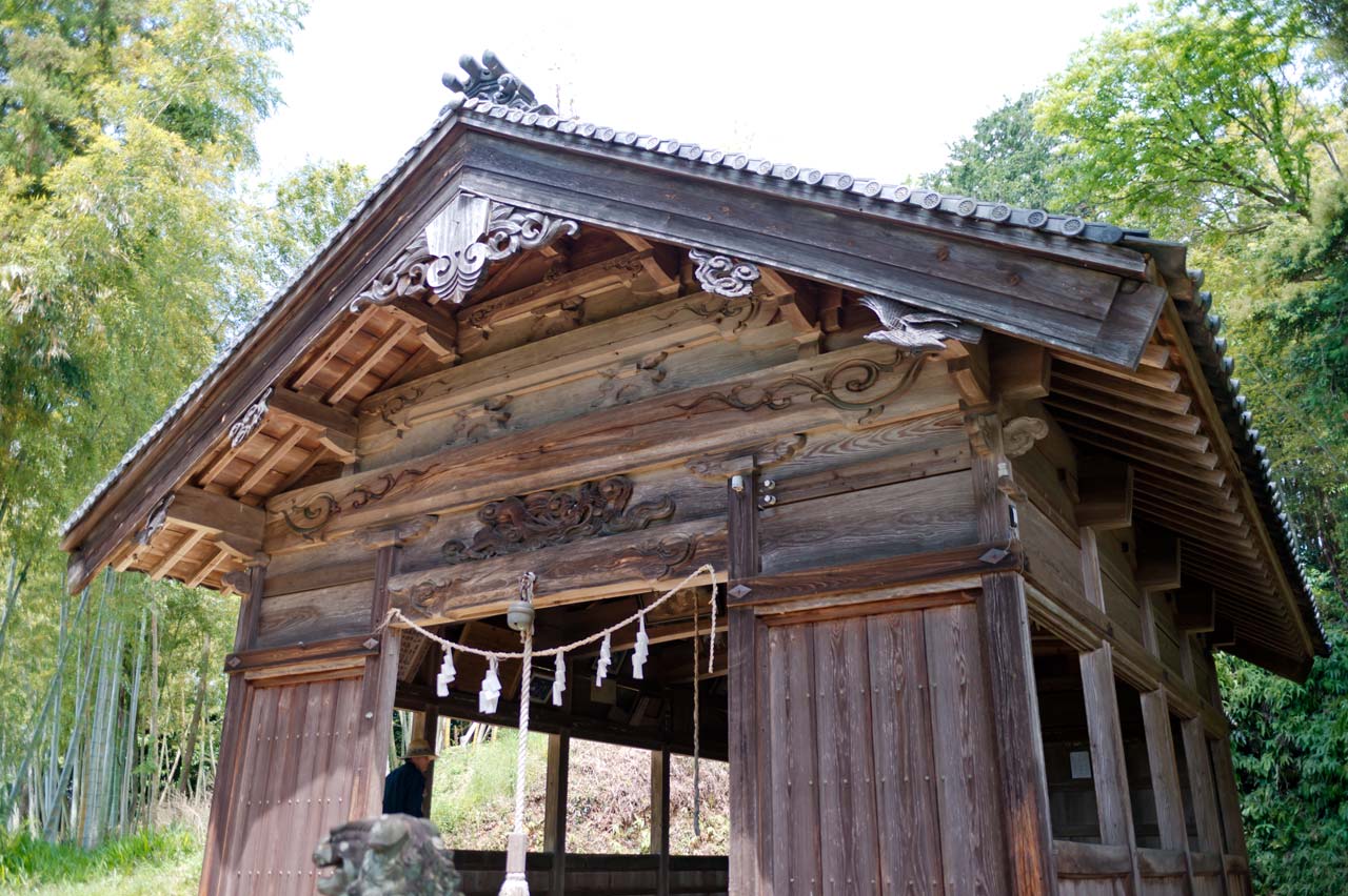 油比神社　（十六天神社）　福岡県糸島市油比_b0023047_04585580.jpg