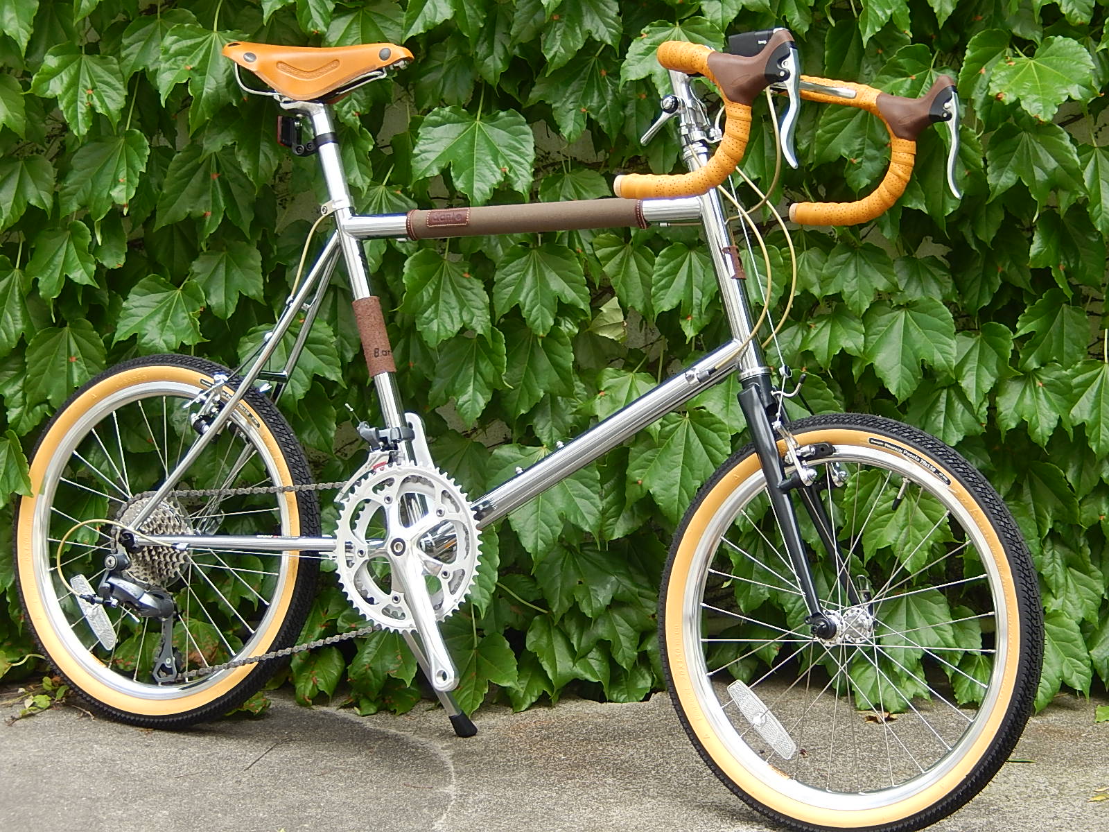6月11日 渋谷 原宿 の自転車屋 FLAME bike前です_e0188759_19481423.jpg