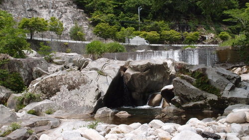 故郷　愛知にも沢山知らない山や川があるのだ・・その１_e0003910_9321193.jpg