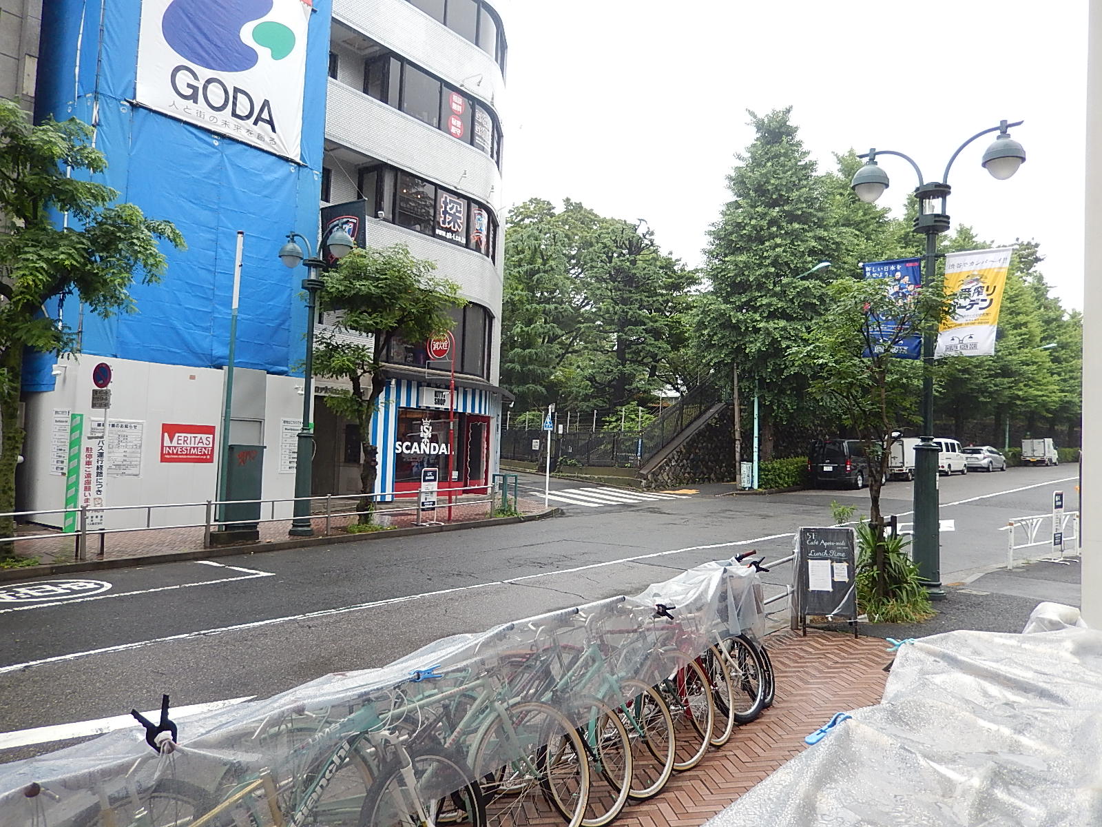6月12日 渋谷 原宿 の自転車屋 FLAME bike前です_e0188759_13243862.jpg
