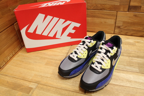 NIKEとメガネの入荷_a0108963_1882930.jpg