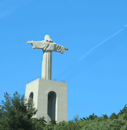 SKY140613 高台に建つモニュメント像_d0288367_18463534.gif