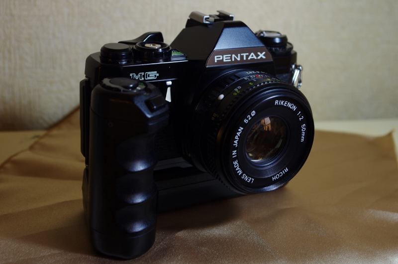 PENTAX ME/50mm F2/純正ストラップ /ワインダー PENTAX ME/50mm F2/純正ストラップ /ワインダー