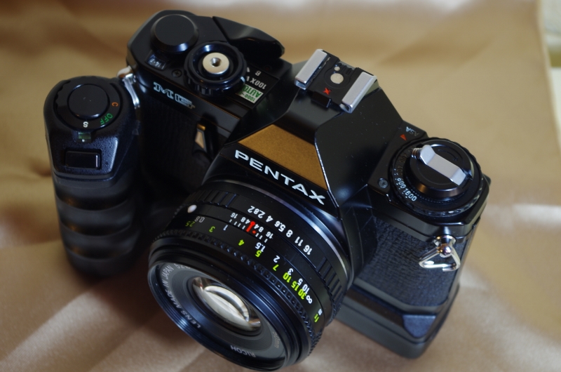 PENTAX-MGとRIKENON50/F2とワインダーMEⅡ その2 : 撮るなら飲む