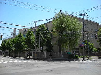 北5条通と東北地区の学校_f0078286_8395191.jpg