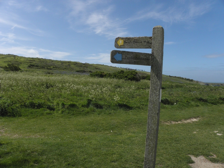 イギリス紀行 ～ Where to Visit near Eastbourne ④ セブン・シスターズ・ウォーキング 前編_d0104892_13315340.jpg