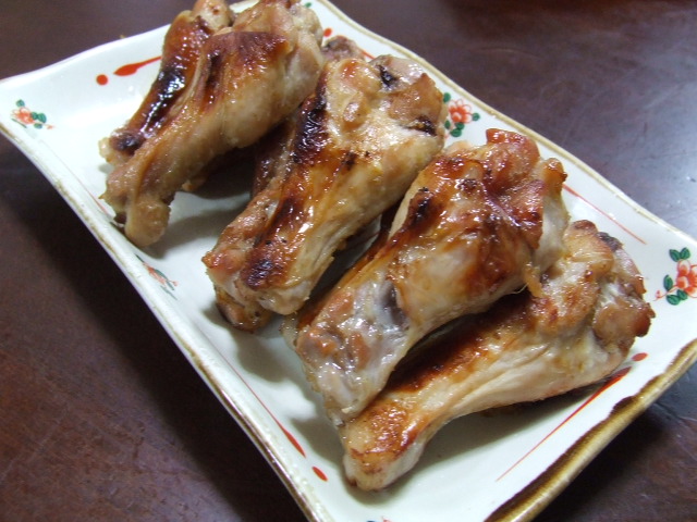 鶏手羽元の柚子こしょうポン酢焼き_f0019498_1803076.jpg
