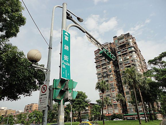 e0230011_1740095.jpg