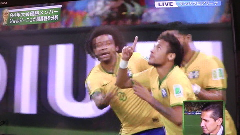 ブラジルW杯 開幕〜!\(^O^)/\(^^\) (/^^)/_a0059812_1311386.jpg