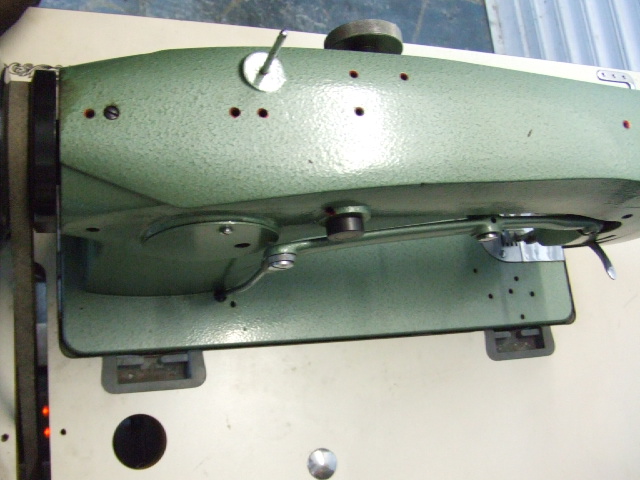 STAGER DZ-S721 工業用刺繍ミシン 千鳥ミシン 横振りミシン改 STAGER DZ-S721 工業用刺繍ミシン 千鳥ミシン 横振りミシン改