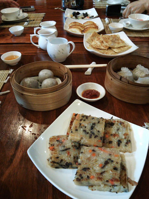 公園の中にある茶藝館_a0169924_2040915.jpg