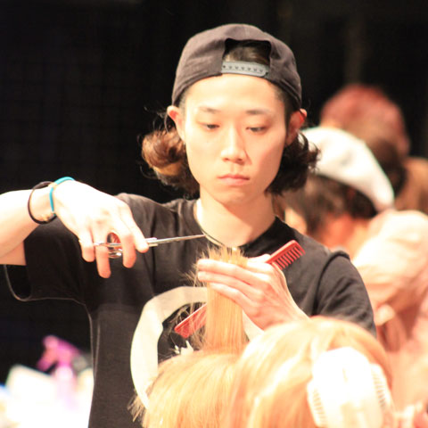 【コンテスト】SPC全国理美容選手権大会 大阪大会 たくさんの写真でブレススタッフの活躍をレポート!!_c0080367_16341182.jpg