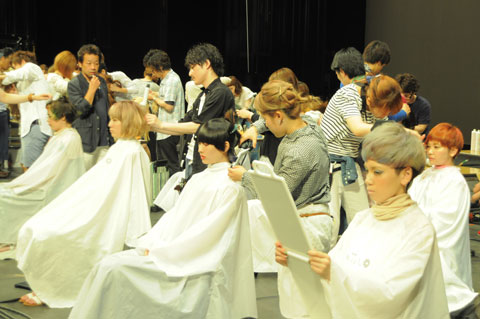 【コンテスト】SPC全国理美容選手権大会 大阪大会 たくさんの写真でブレススタッフの活躍をレポート!!_c0080367_16460241.jpg