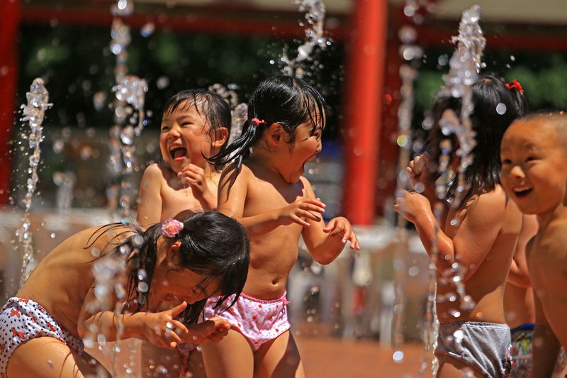 子供 水遊び 裸 水遊び : イーハトーブ・ガーデン