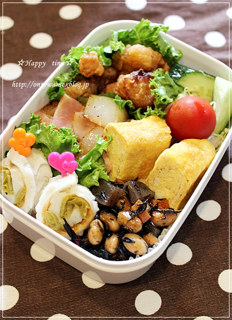 からあげ弁当とホテルブレッド♪_f0348032_19400730.jpg