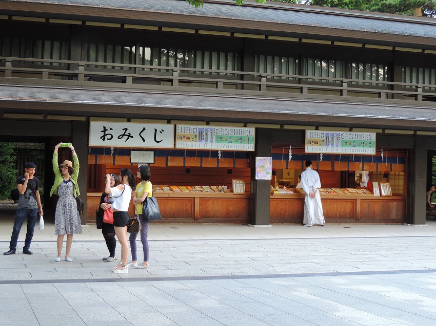 日暮れの明治神宮_c0187781_00433686.jpg