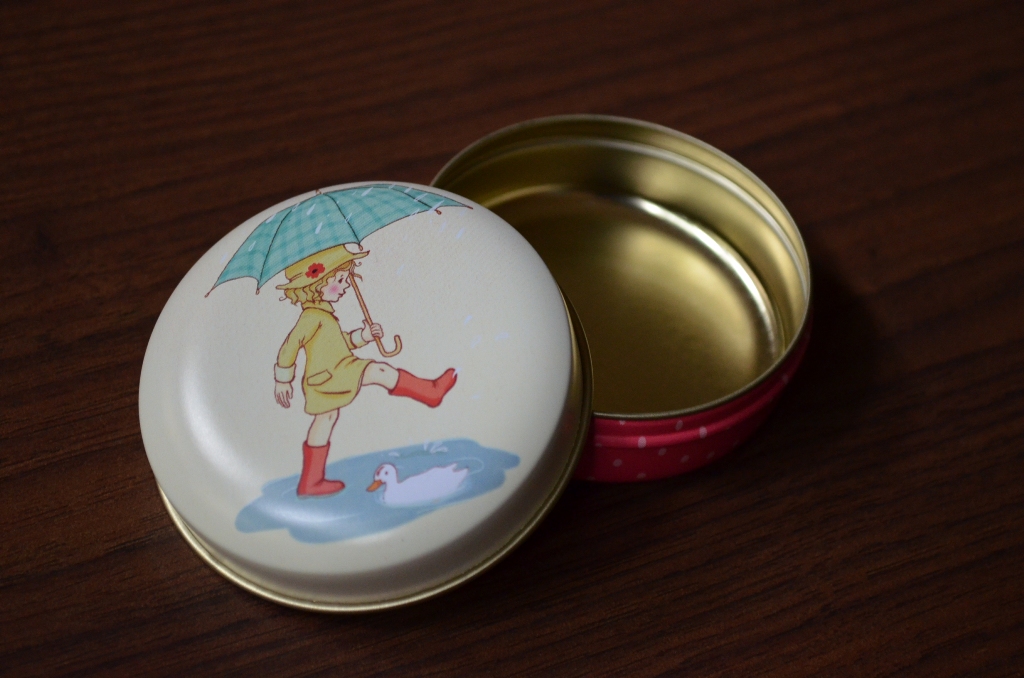 ”Belle & Boo~スモールラウンド缶”_d0153941_15243497.jpg