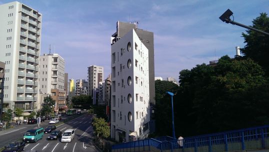 ラン・ウォーク・フォト（～神宮外苑～青山霊園～有栖川公園～目黒　計13km）_e0020682_20555826.jpg