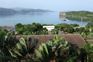 f0224632_04239.jpg
