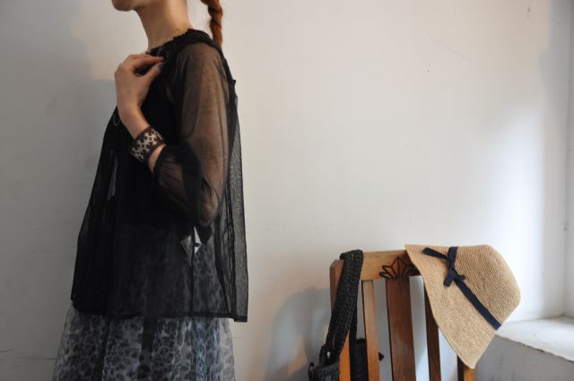 洋服が教えてくれたこと Bilitis._b0110586_19455238.jpg