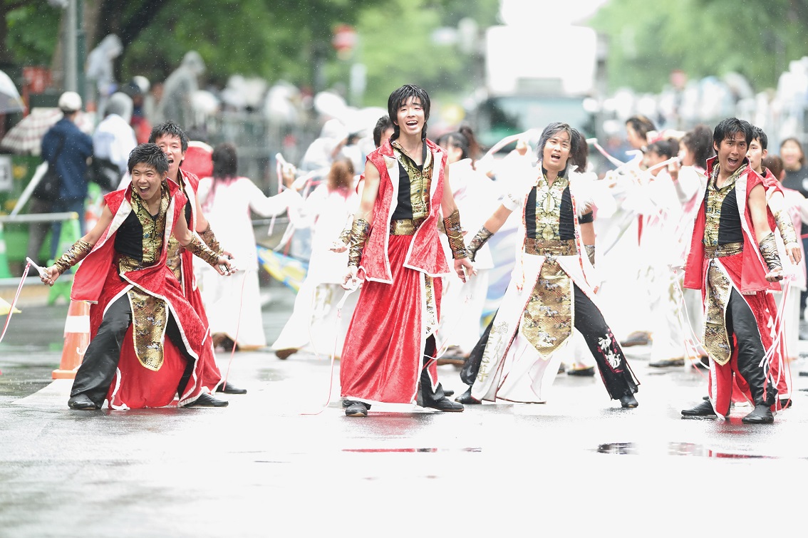 yosakoiソーラン「よさこい炎舞連　神陽～Sin~」_f0184198_0373754.jpg