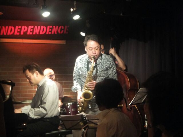 池袋・インデペンデンス_b0094826_10493261.jpg