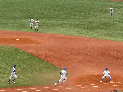 立正大（２部優勝）対青学大（１部最下位）　６月１７日　東都大学野球入替戦　前半_b0166128_17251822.jpg