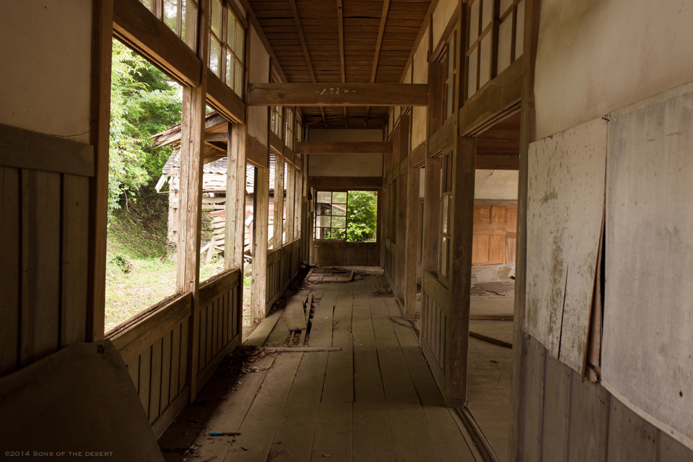 abandoned skull elementary school_a0259279_15161547.jpg