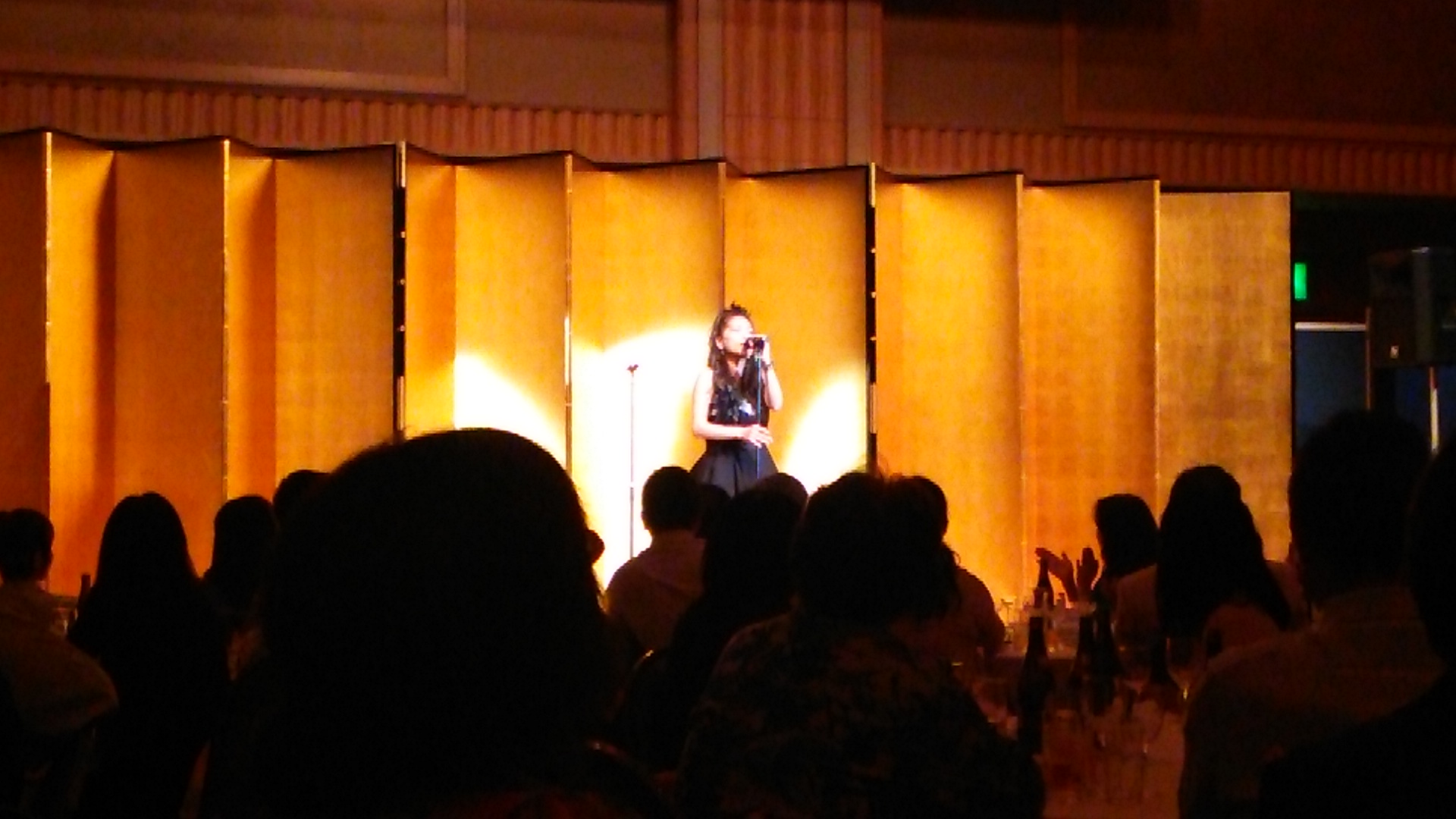 石井明美&コニーで盛り上がったディナーショー!_e0119092_13591864.jpg