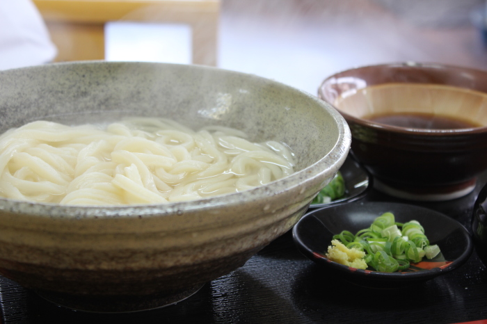 代謝をあげる！飯野屋さんのおうどん_f0319441_19451927.jpg