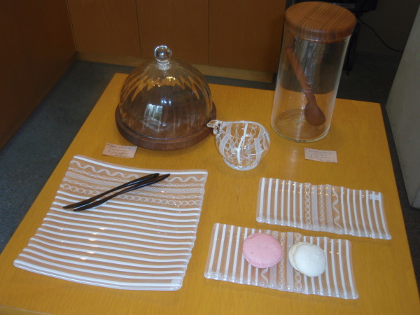 アキノヨーコガラス展 始まりました(6/20)_b0132442_18113990.jpg