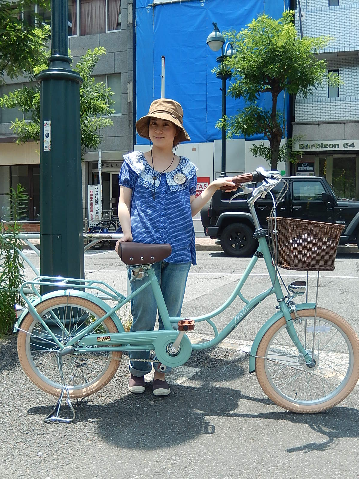6月20日 渋谷 原宿 の自転車屋 FLAME bike前です_e0188759_1750956.jpg